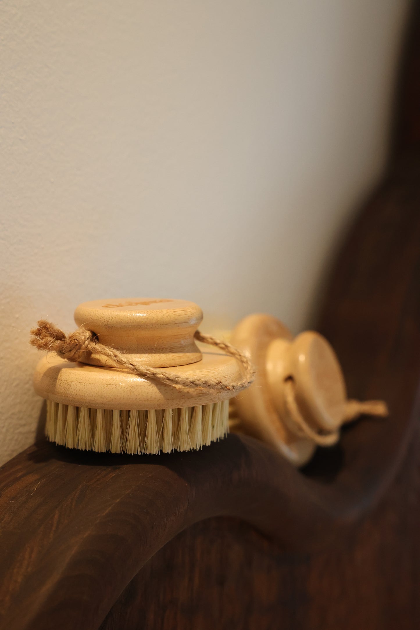 Déjna Body Dry Brush