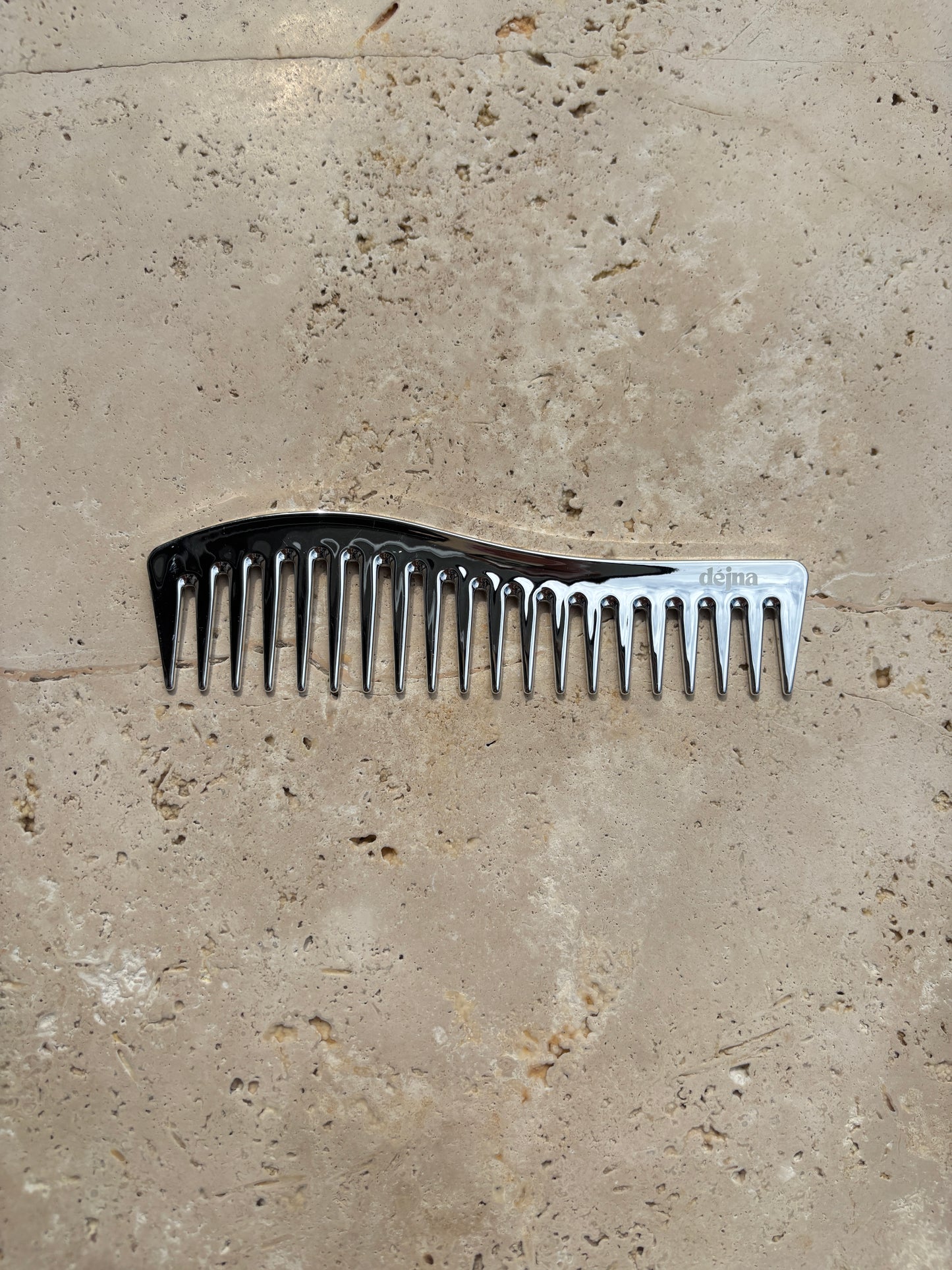 Déjna Comb