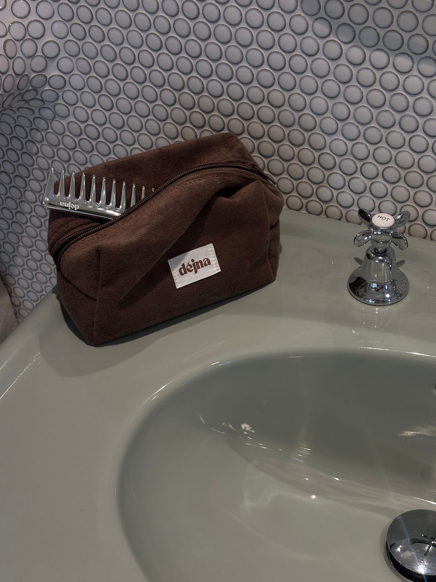 Déjna Beauty Bag