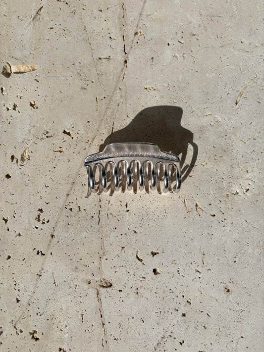 DÉJNA CLAW CLIP | Metal Hair Clip