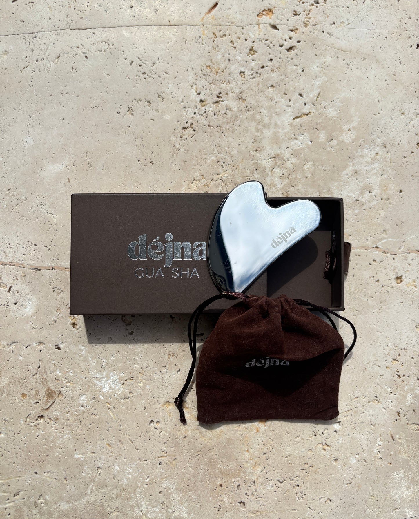Déjna Gua Sha