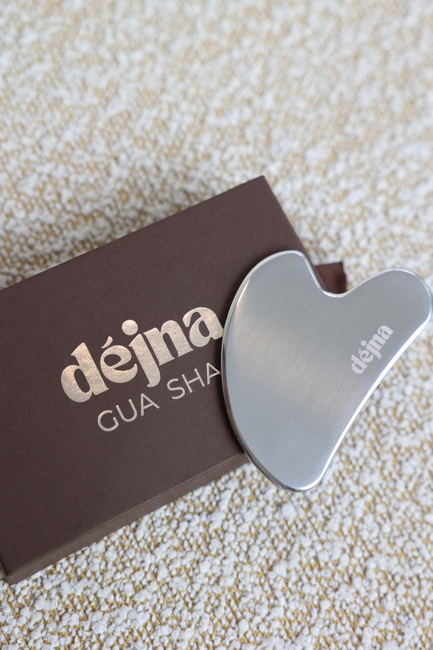 Déjna Gua Sha
