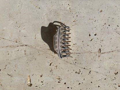DÉJNA CLAW CLIP | Metal Hair Clip